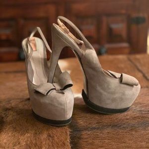 Italian Grey Suede Pumps